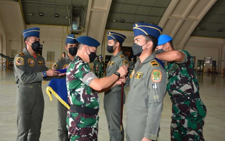 Danlanud Iswahjudi Marsekal Pertama TNI Irwan Pramuda saat menutup pendidikan transisi F-16