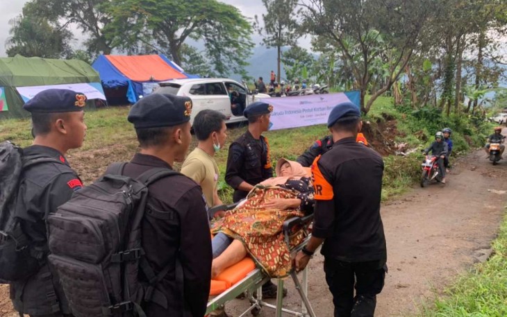 Evakuasi warga korban gempa di desa terisolir 