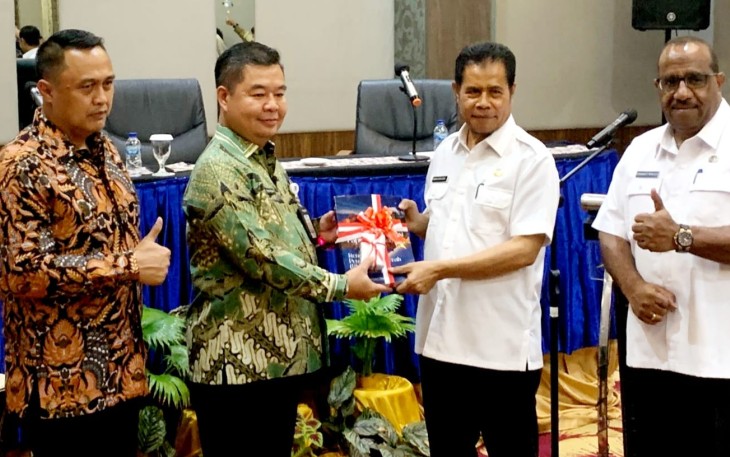 Penyerahan Asistensi Dokumen RKPD 2023 Tiga DOB Provinsi Papua