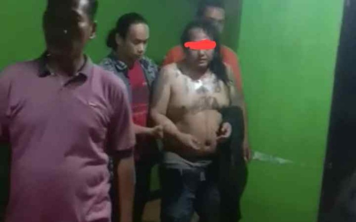 Pelaku pengeroyokan dan perusakan rumah warga