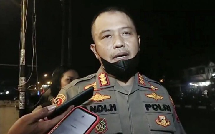 Kapolresta Pontianak Kombes Andi Herinda saat memberikan keterangan kepada awak media, Pontianak. Minggu (18/12)