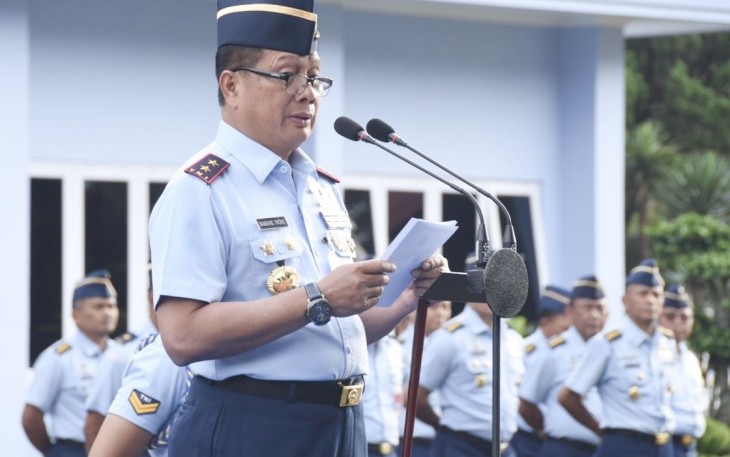 Dankoharmatau Marsda TNI Bambang Triono saat memberikan arahan dalam apel luar biasa, Rabu (28/12)