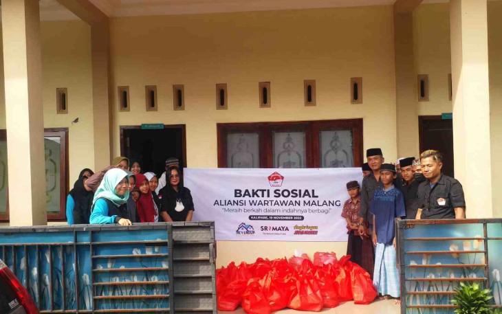 Bakti sosial Aliansi Wartawan Malang, di Kalipare, Sabtu (19/11/2022).