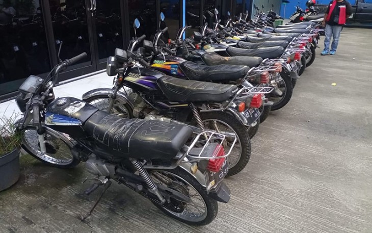 Belasan kendaraan inventaris bekas operasional milik PUDAM Tirta Lawu Karanganyar yang bakal dilelang.