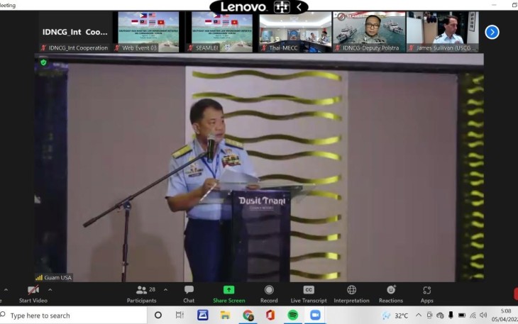 video teleconference, Jumat (8/4/2022).