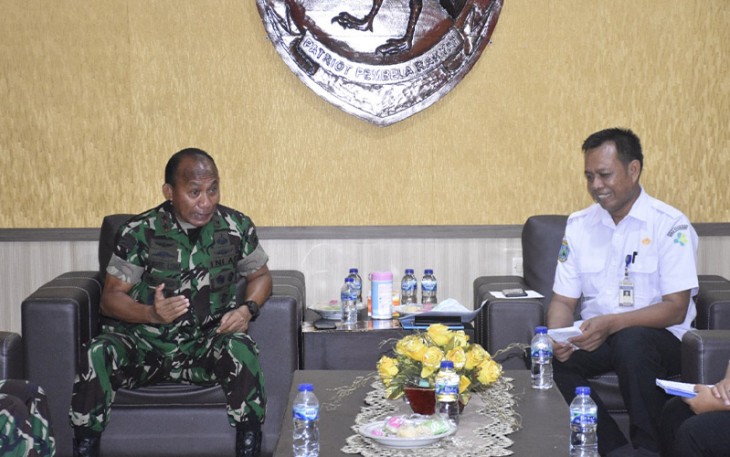 Pangdam Kasuari saat Terima Kunjungan Tim Kemenkes RI 
