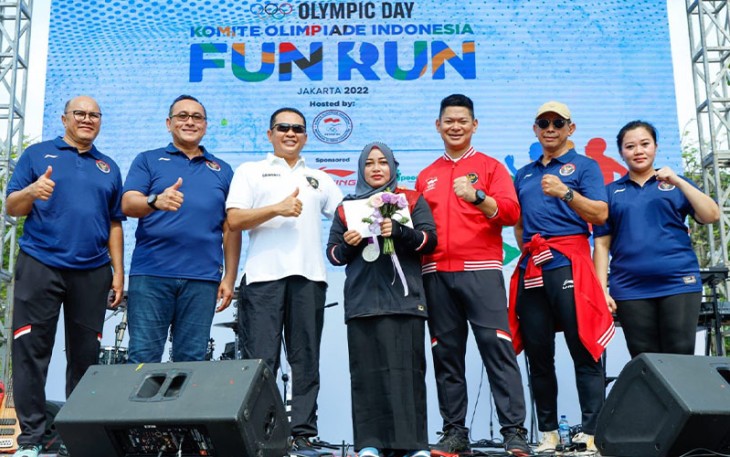 Bamsoet saat menghadiri FunRun and London Olympic Medal Reallocation Ceremony, di Plaza Timur Gelora Bung Karno, Senayan Jakarta, Minggu (18/9/22).