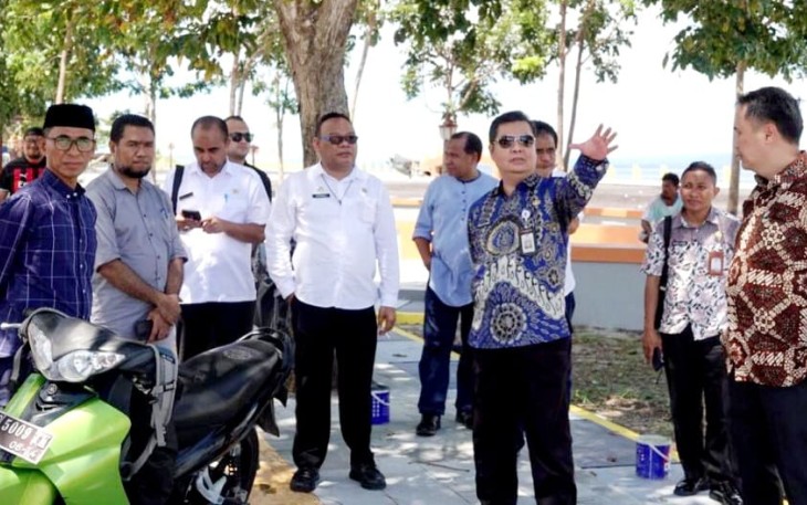 Dirjen Bina Pembangunan Daerah Kementerian Dalam Negeri, Teguh Setyabudi saat mengunjungi lokasi pelaksanaan Sail Tidore 2022