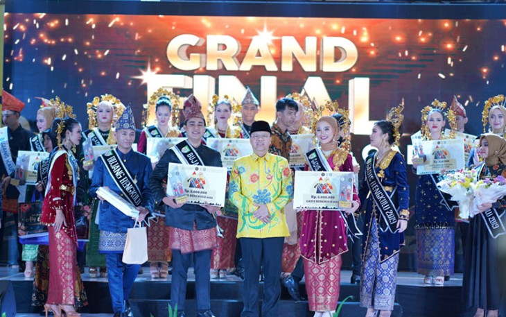 Malam Grand Final Pemilihan Bujang Gadis Provinsi Bengkulu Tahun 2022, di Grage Hotel Bengkulu, Rabu (20/07).