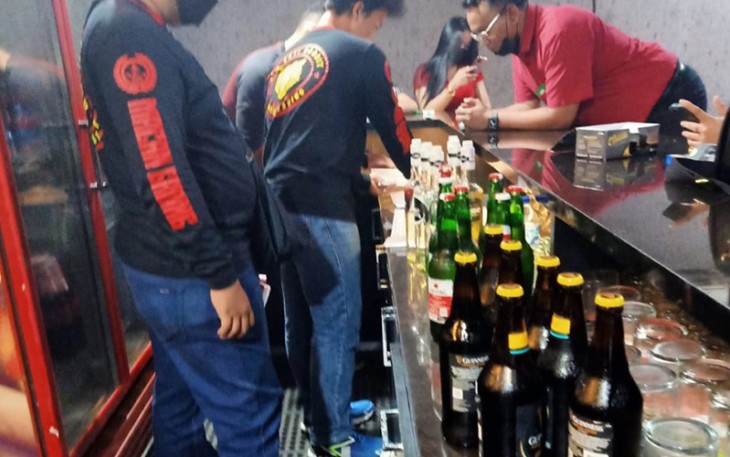 Sejumlah Miras saat disita polisi