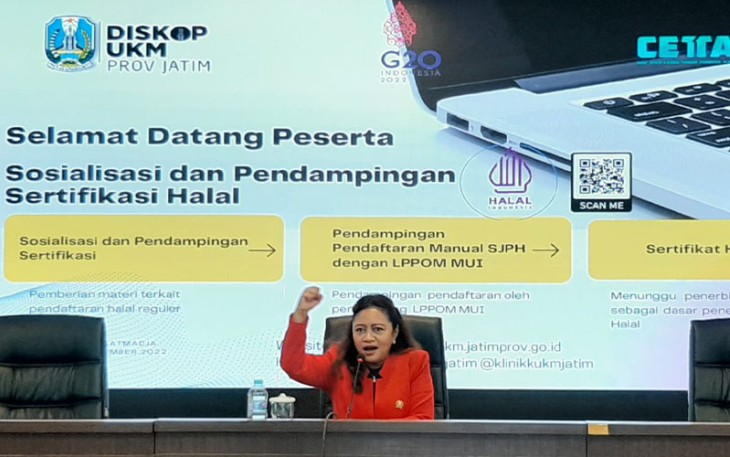 anggota Komis B DPRD Jatim Agatha Retnosari