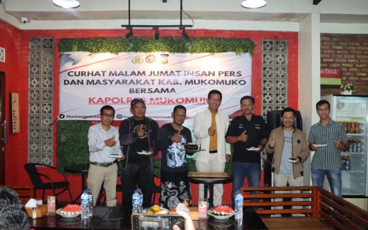 Foto bersama saat acara