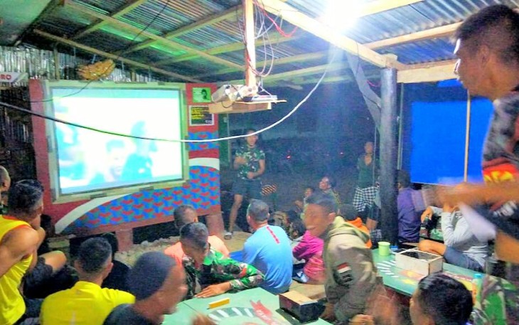 Sorak Gembira Masyarakat Elelim Papua Nobar Piala Dunia 