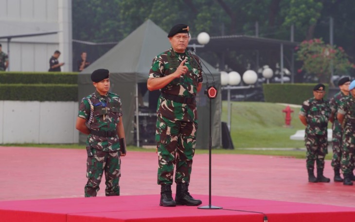 Panglima TNI Laksamana TNI Yudo Margono S.E., M.M., dalam arahannya saat memimpin Apel Khusus dalam rangka Halal Bihalal Tahun 2023 yang diikuti prajurit TNI mulai dari Pati, Pamen, Bintara dan dan Tamtama serta seluruh PNS Mabes TNI bertempat di Plaza Mabes TNI, Cilangkap, Jakarta Timur, Selasa (2/5/2023).