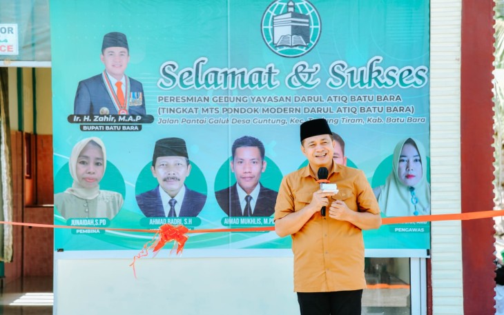 Bupati Zahir Resmikan Gedung Baru di Pondok Pesantren Darul Atiq 