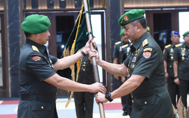 Kasad Jenderal TNI Agus Subiyanto, S.E., M.Si., saat memimpin Laporan Korps Wakasad di Markas Besar Angkatan Darat (Mabesad), Jakarta, Jumat (17/11/2023).