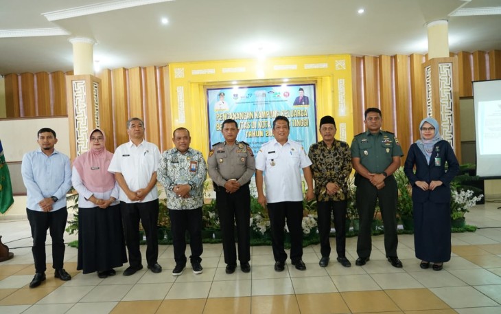 Foto bersama usai acara