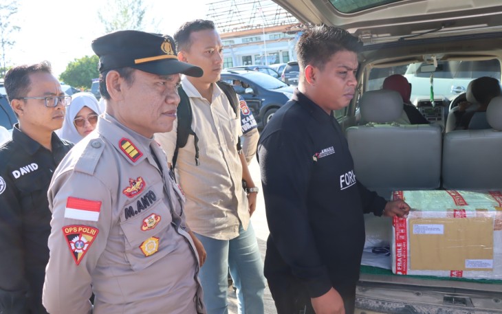 Polres Natuna Lakukan Pengamanan dan Kawal Logistik Pemilu 2024