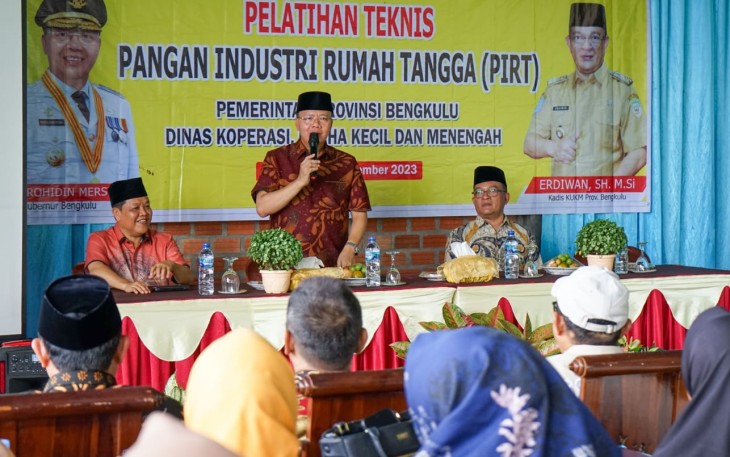 Pelatihan Teknis Pangan Industri Rumah Tangga 