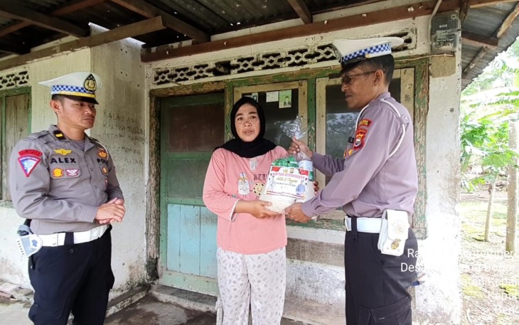 Satlantas Polres Kepahiang Gelar Bakti Sosial