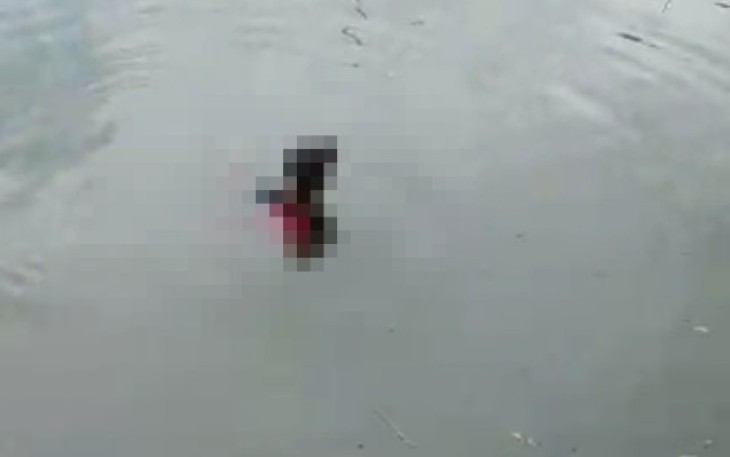 Pencarian bocah yang  tenggelam di kolam 