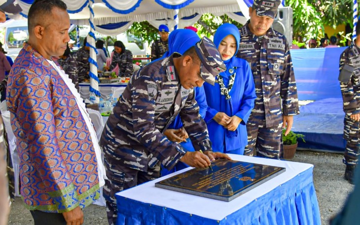 Brigjen Said Latuconsina Resmikan Negeri Hatusua Sebagai Kampung Bahari Nusantara