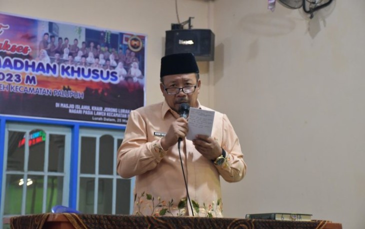Bupati Agam, Andri Warman saat memimpin TSR 1 Kabupaten Agam.
