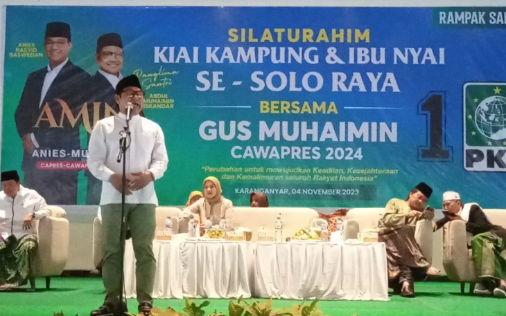 Acara Silaturahim Kiai Kampung & Ibu Nyai se-Solo Raya bersama Muhaimin Iskandar, di Gedung Kebudayaan Karanganyar, Sabtu (4/11/2023).