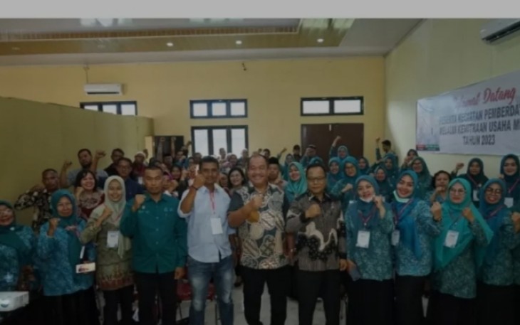 Wabup Asahan Ikuti Resepsi HUT Al Jam'iyatul Washliyah ke-93
