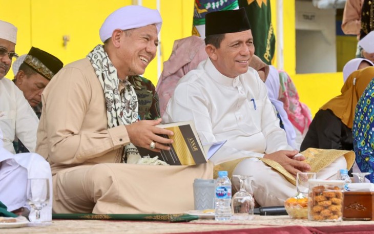 Habib Segaf saat memberikan tausiah di Pulau Penyengat, Tanjungpinang, Senin (6/3/2023). 