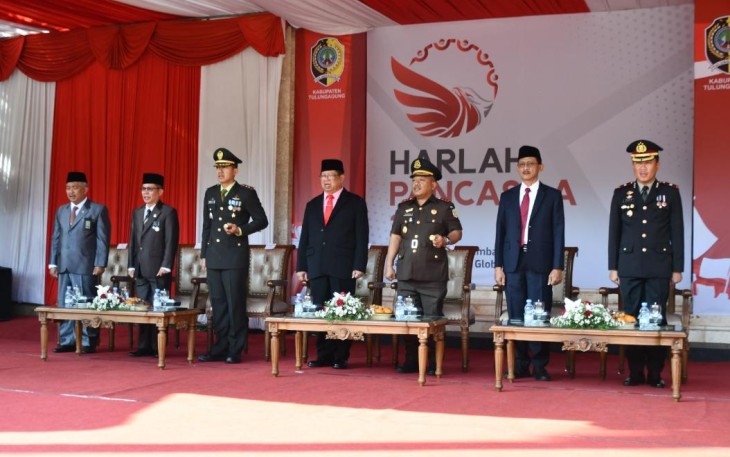 Forkopimda saat upacara Hari Kelahiran Pancasila di halaman Pemkab Tulungagung