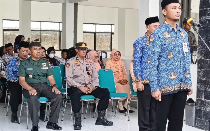 Danramil 0801/03 Arjosari Hadiri Upacara HUT Korpri ke-52