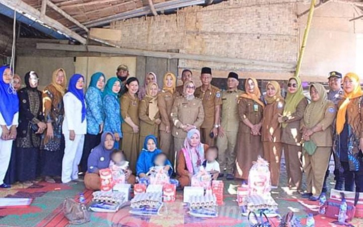 Tim Percepatan Penurunan Stunting Labuhanbatu Kunjungi Balita Stunting di Desa Sei Nahodaris 