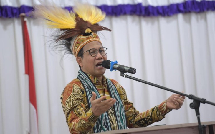  Menteri Desa Pembangunan Daerah Tertinggal dan Transmigrasi (Mendes PDTT) Abdul Halim Iskandar 