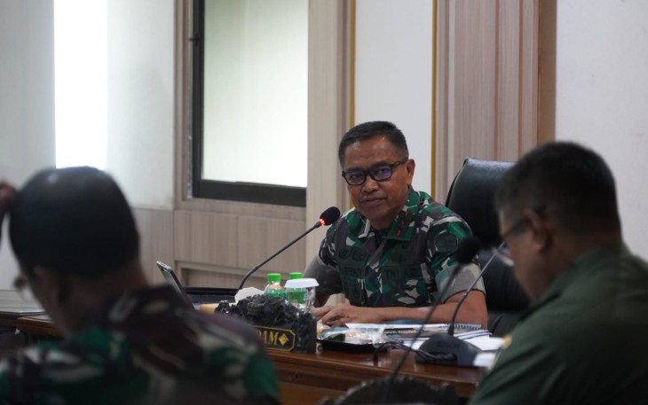 Pangdam IX/Udayana Sampaikan Entry Briefing KASAD Kepada Seluruh Komandan Satuan Jajaran Kodam IX/Udayana