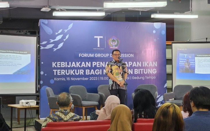 Wali Kota Bitung, Maurits Mantiri saat menjadi Narsum