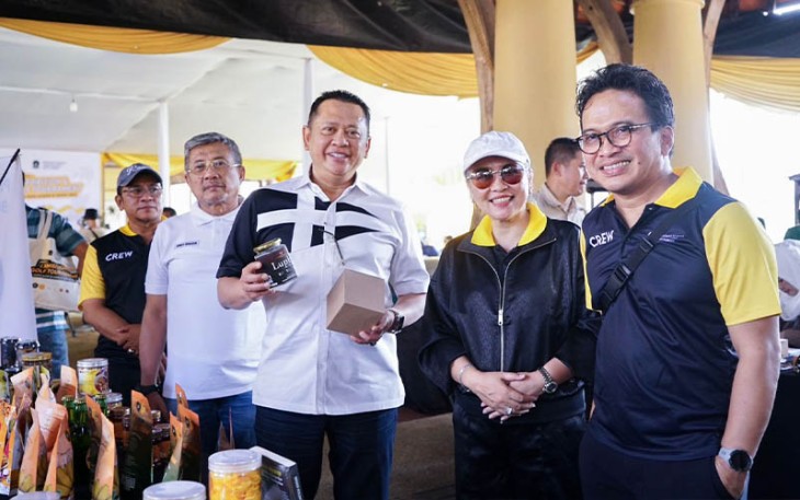 Bamsoet saat menutup event Eksebisi dan Turnamen Golf UMKM Bumi Alumni ke-Tiga, di Klub Golf Bogor Raya, Bogor, Minggu (29/10/23).