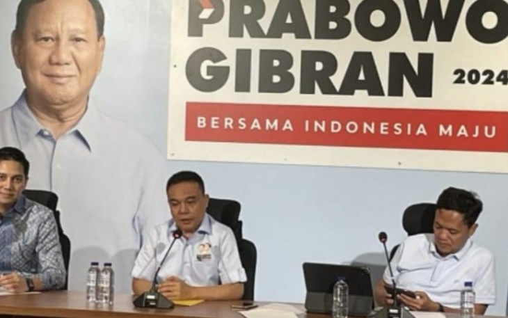 Ketua Koordinator Strategis TKN Prabowo Gibran Sufmi Dasco Ahmad daam konferensi pers di Media Center TKN Prabowo-Gibran, Jakarta Selatan, Kamis (30/11/23).