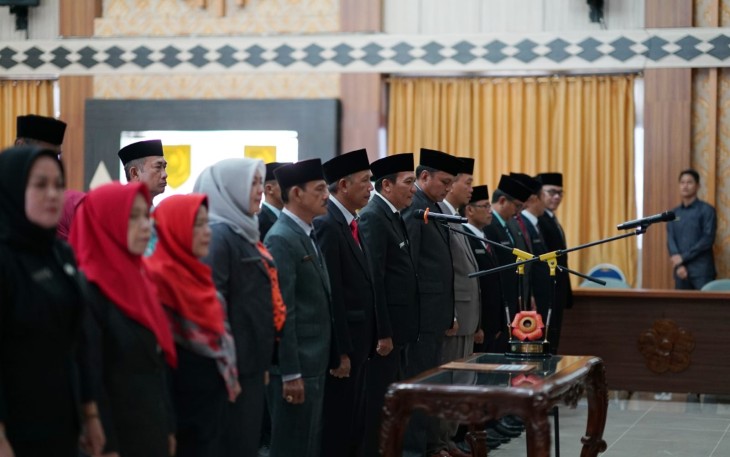 Sekdaprov Bengkulu Lantik 29 ASN Fungsional DPMPTSP 