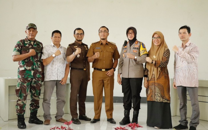 Pj. Wali Kota Payakumbuh, Rida Ananda menghadiri acara Siaga Pengawasan Satu Tahun Menuju Pemilu 2024.