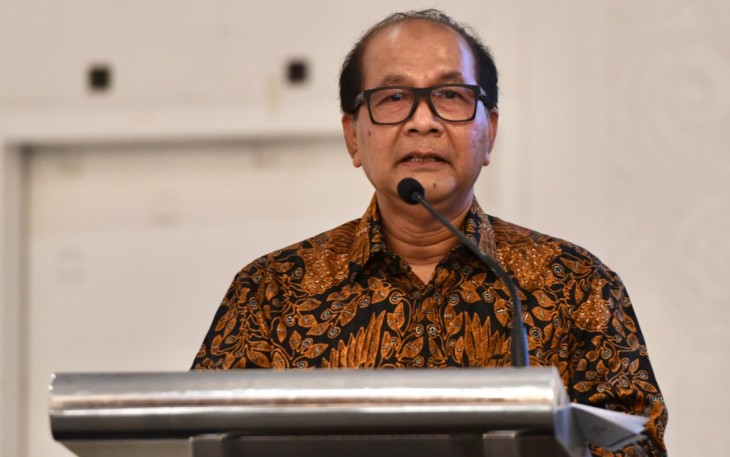  Sekretaris Kementerian Koperasi dan UKM Arif Rahman Hakim 