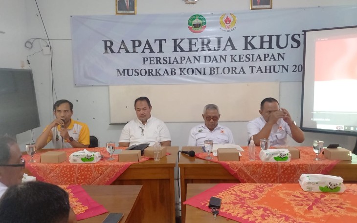Pengurus KONI Blora saat Rakersus persiapan dan kesiapan Musorkab Blora yang tidak dihadiri 2 cabang olahraga.