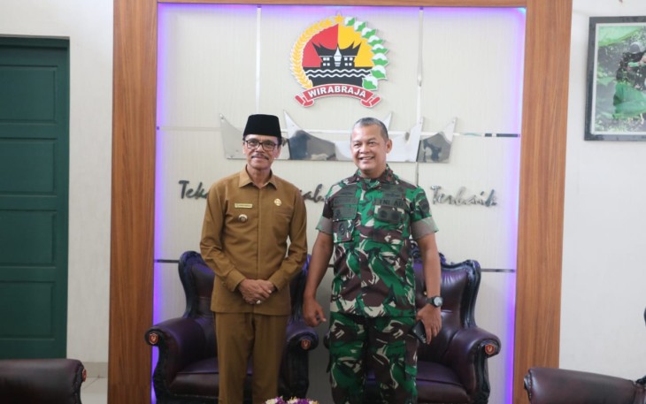 Bupati Safaruddin dan Danrem 032/Wirabraja Kolonel Kav. Rayen Obersyl 