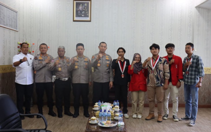 Foto Bersama usai acara