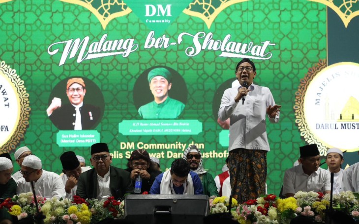 Menteri Desa Pembangunan Daerah Tertinggal dan Transmigrasi Abdul Halim Iskandar