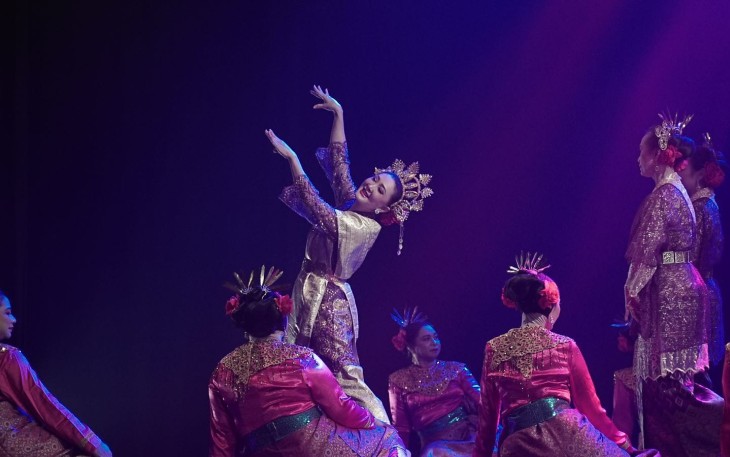 Pentas tari bertajuk Renggana