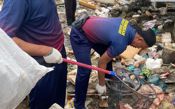 Aksi World Cleanup Day di Pantai Bemban Nongsa Batam