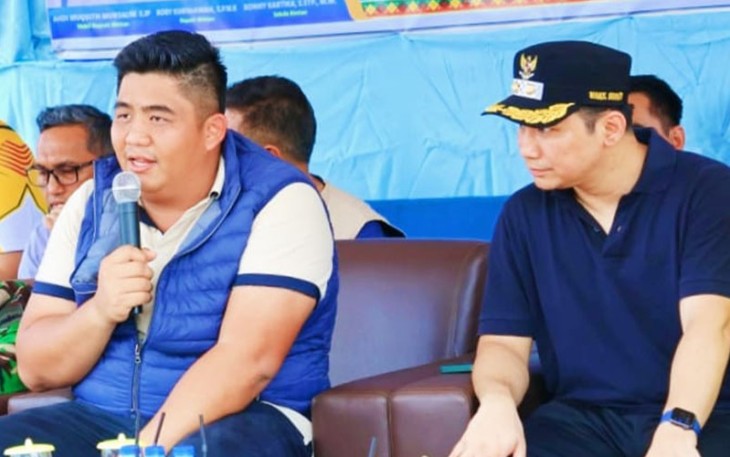 Bupati Roby saat Temu Wicara di Desa Mapur