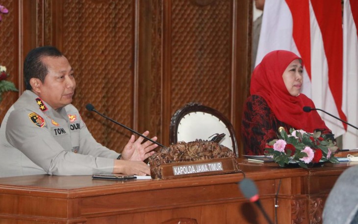 Kapolda Jatim Irjen Pol Toni Harmanto saat rakor lintas sektoral laka perlintasan kereta api 