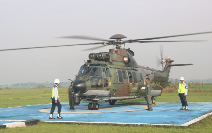 Helikopter Caracal saat singgah di lanud Sugiri Sukani 
